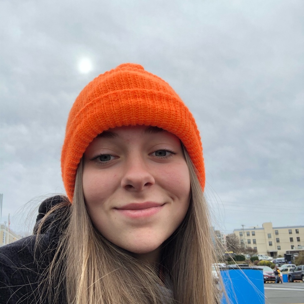 Meet your Posher, Emily